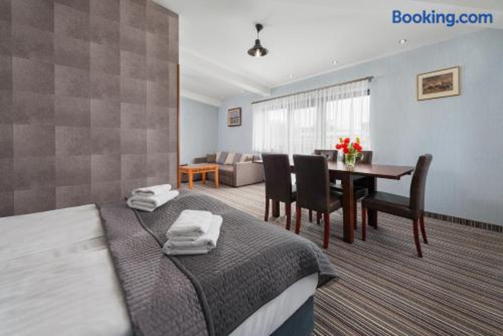 Apartament z 1 sypialnią nr 301 (trzecie piętro, w lewo wysiadając z windy) Apartament z 1 sypialnią nr 301 (trzecie piętro, w lewo wysiadając z windy)
